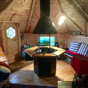 10m Sloping Cabin with extension interior
