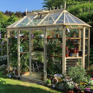 Robinsons Renaissance Octagonal Greenhouse Ivory