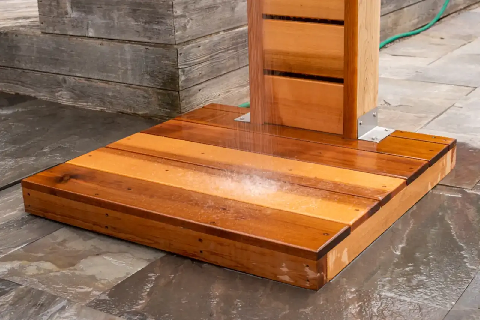 Western Red Cedar Outdoor Sunlight Shower Footplate Western Red Cedar Outdoor Sunlight Shower Footplate