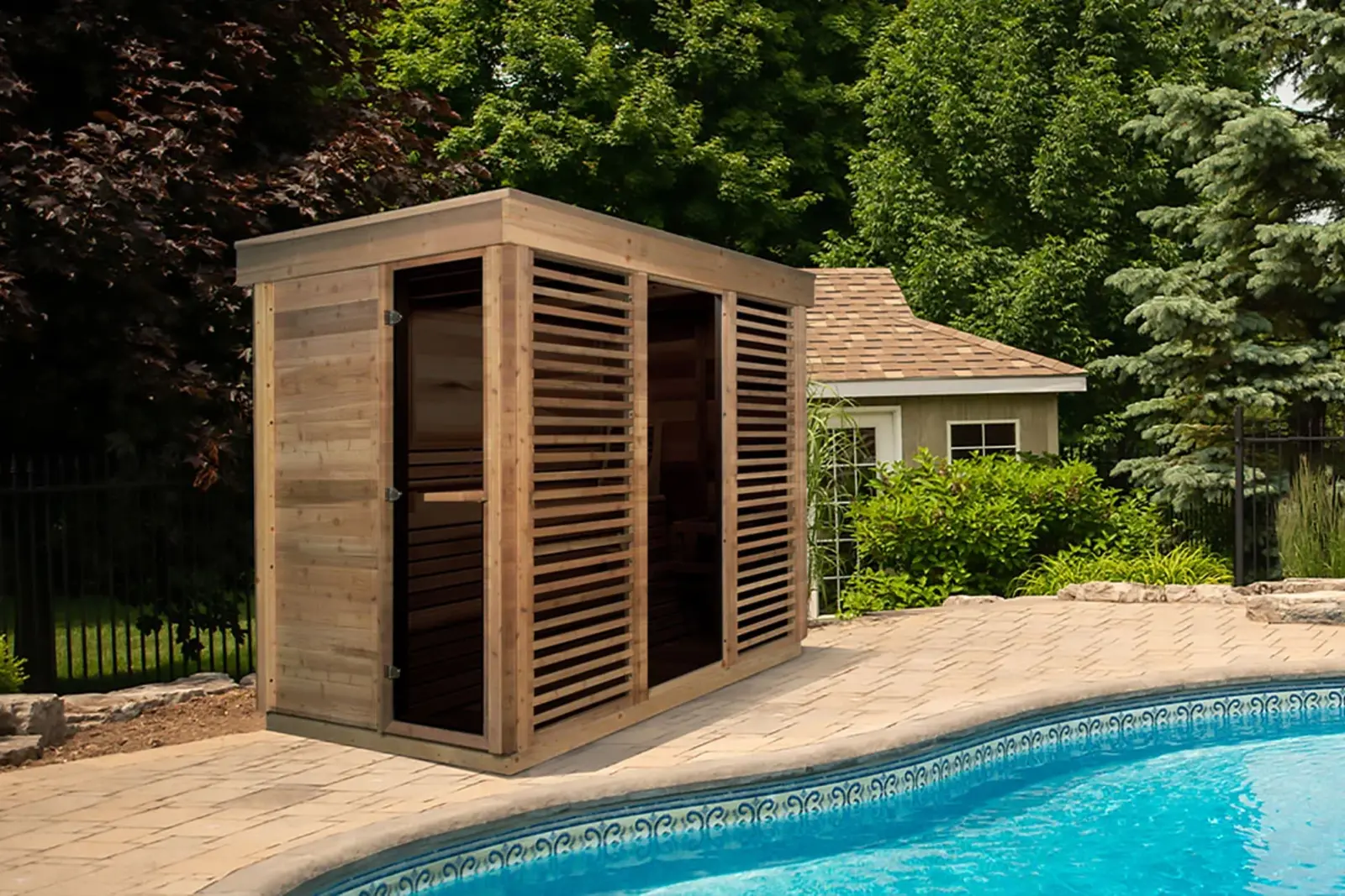 Side exterior view of the Pure Cube Sauna in Red Cedar knotty finish – at Carr Bank Garden Centre. Pure Cube Sauna Red Cedar knotty side view – outdoor cube sauna from Carr Bank Garden Centre